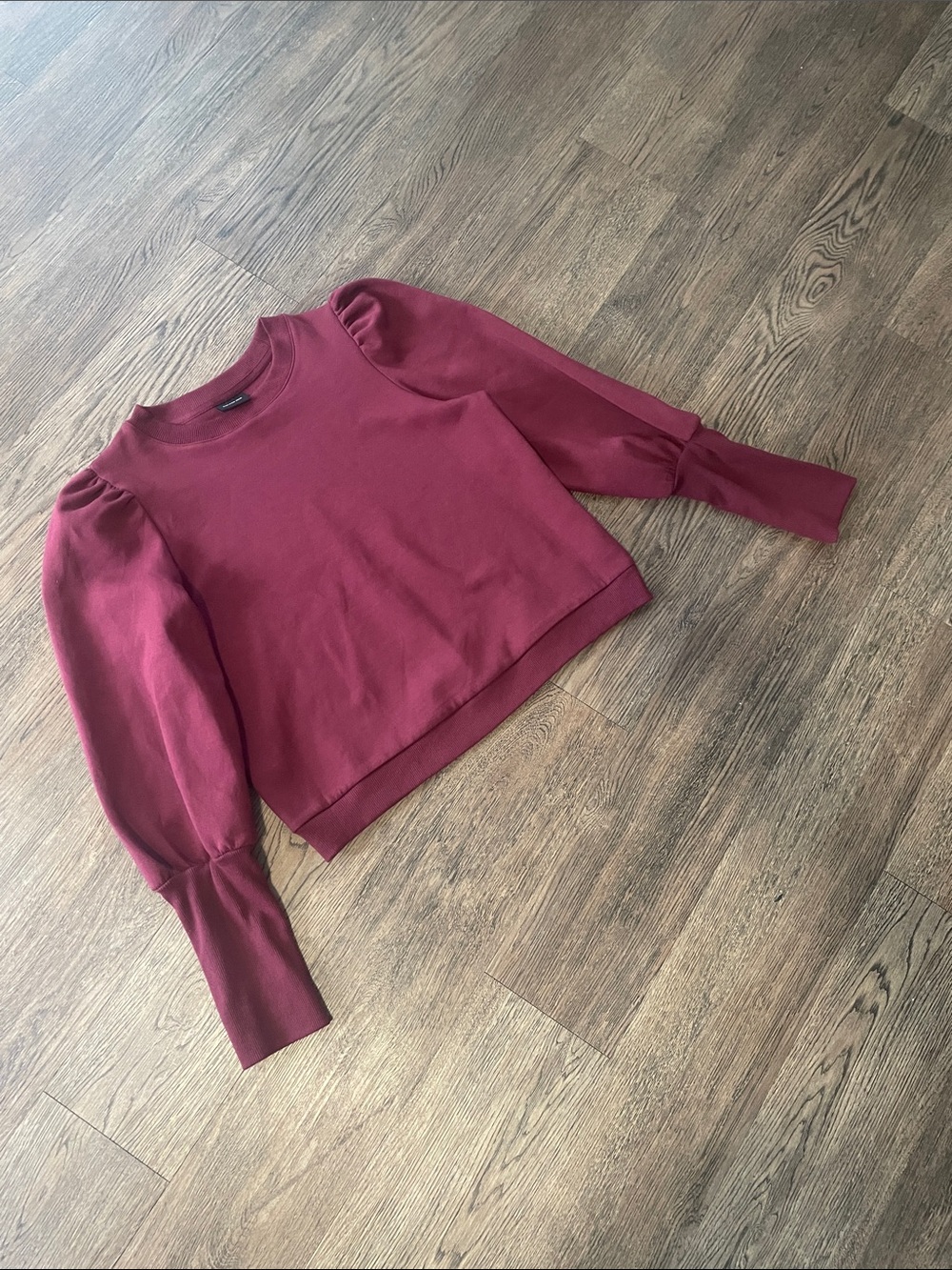 Who What Wear Burgundy Puff-Sleeve Sweatshirt